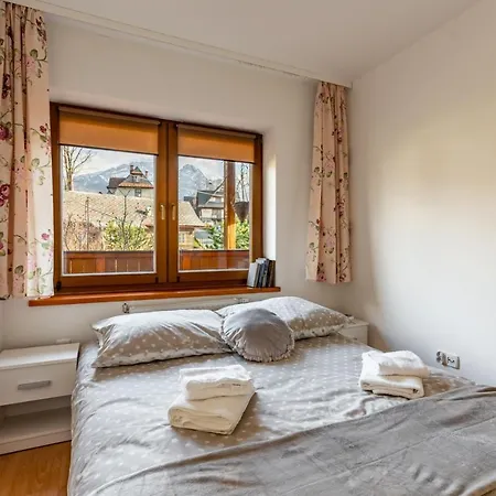 Apartament Ela Cri