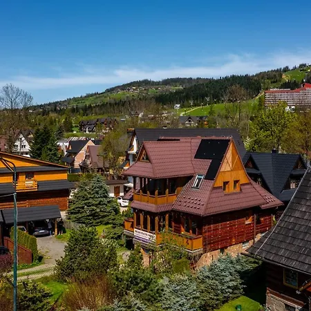 דירה Ela Cri זקופאנה